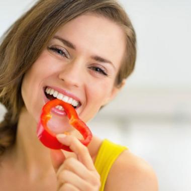 Elengedhetetlen vitaminok a fogak és az íny egészségéért